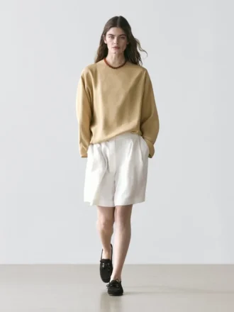 100 % linne, korta plisserade bermuda-shorts