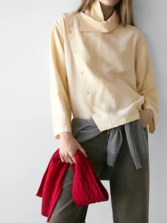 Asymmetrisk skjorta med knappar