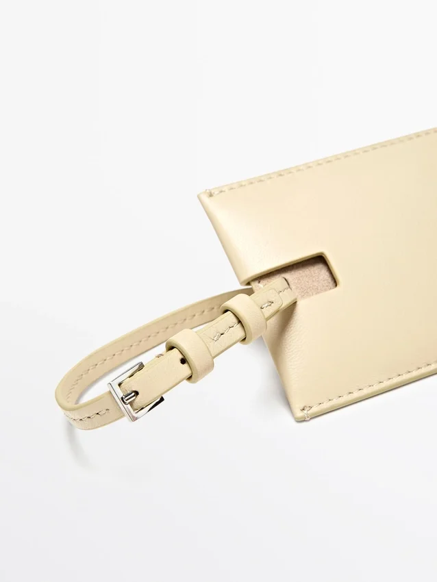 Bagagetag i nappaläder Bagagetag i nappaläder