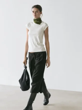 Bomullst-shirt med korta raglanärmar