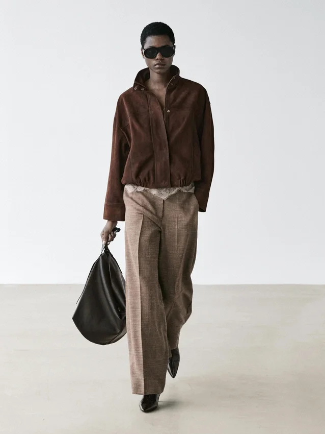 Breda, voluminösa byxor i ullblandning Breda, voluminösa byxor i ullblandning