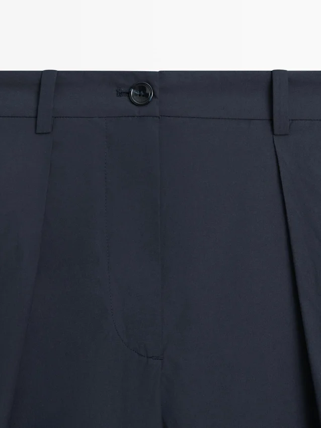 Bredbyxor i bomullsblandning Bredbyxor i bomullsblandning