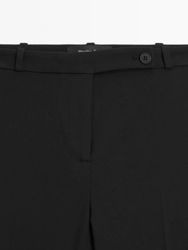 Byxor med elastiska benslut Byxor med elastiska benslut