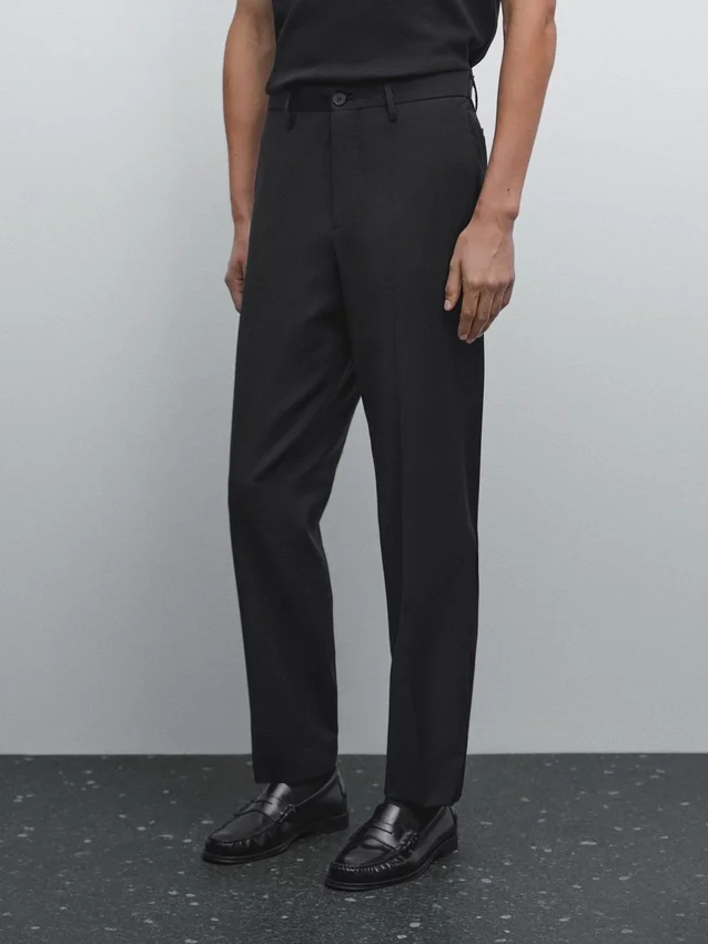 Enfärgade kostymbyxor i ull Enfärgade kostymbyxor i ull