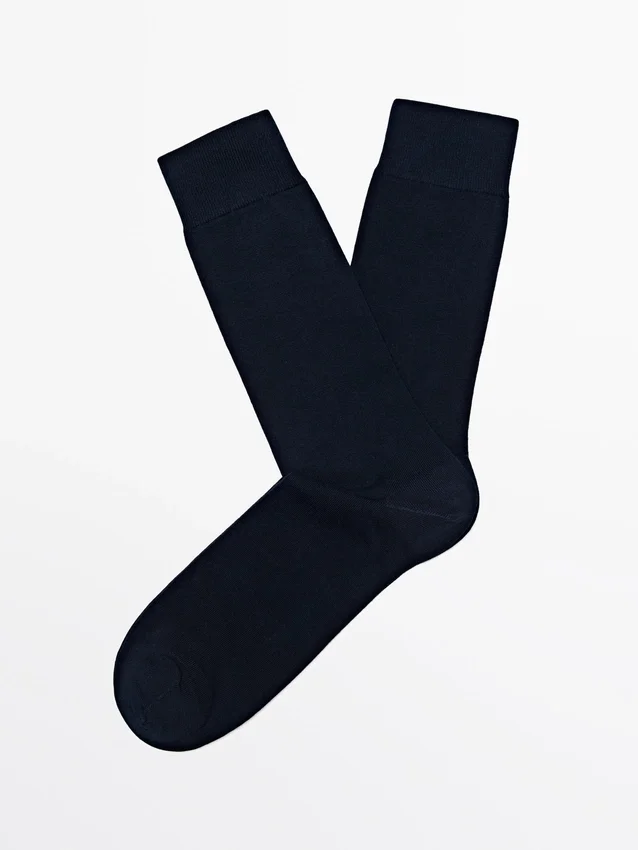 Enfärgade strumpor i bomullsblandning Enfärgade strumpor i bomullsblandning