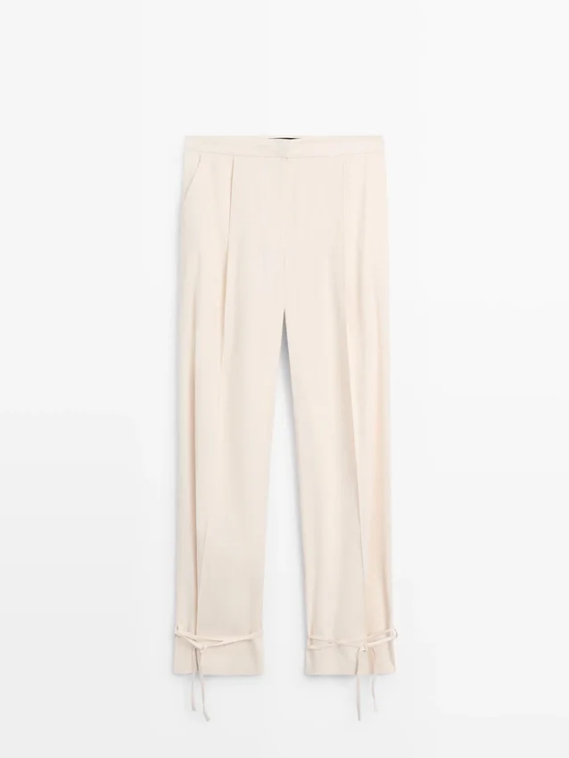 Flödande byxor med barrel-passform Flödande byxor med barrel-passform