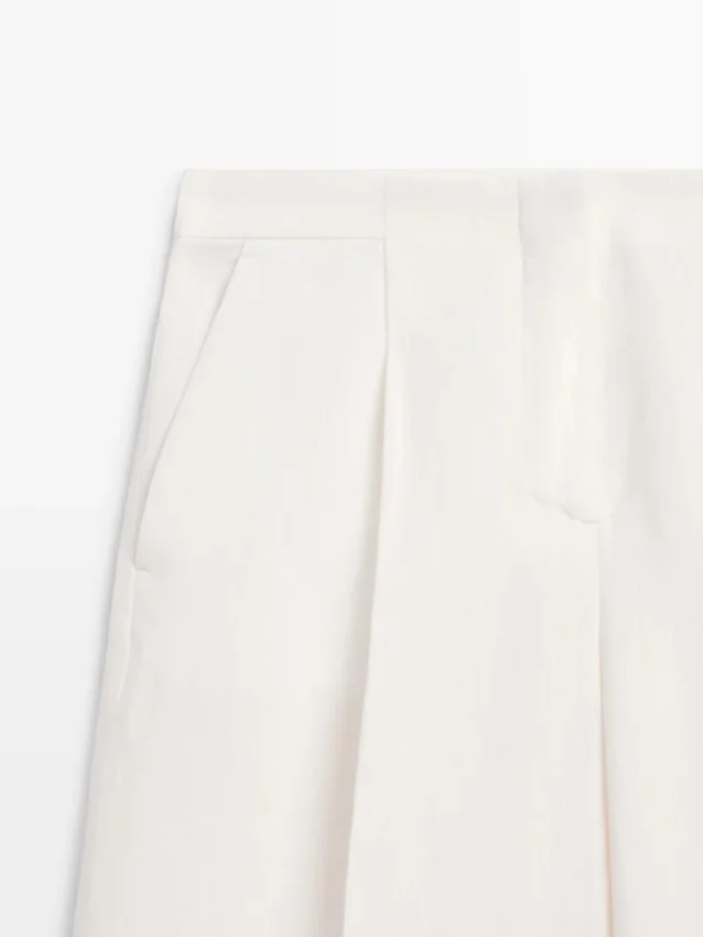 Flödande kostymbyxor i linne Flödande kostymbyxor i linne