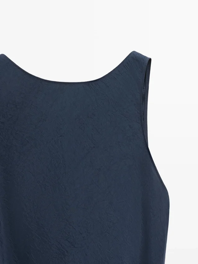 Flödande midiklänning Flödande midiklänning