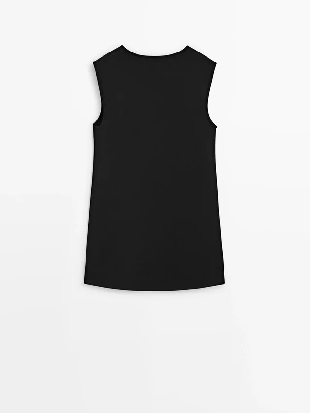 Flödande miniklänning Flödande miniklänning