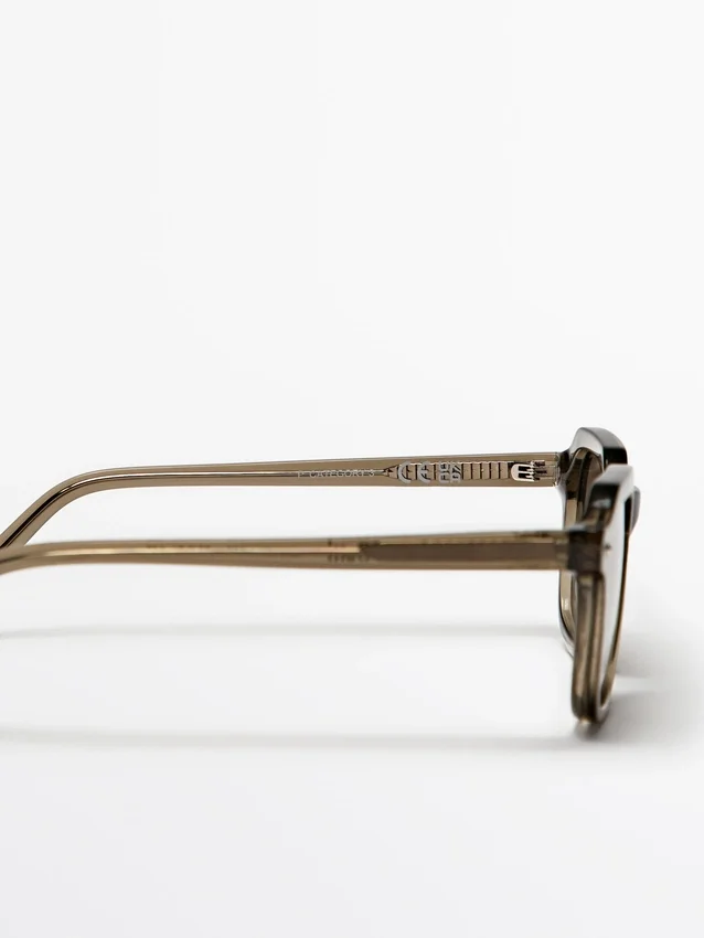 Fyrkantiga solglasögon Fyrkantiga solglasögon