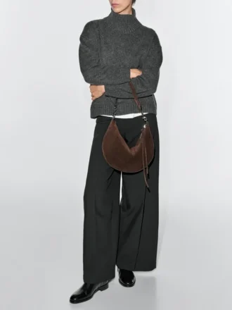 Halvmåneformad väska i spaltläder