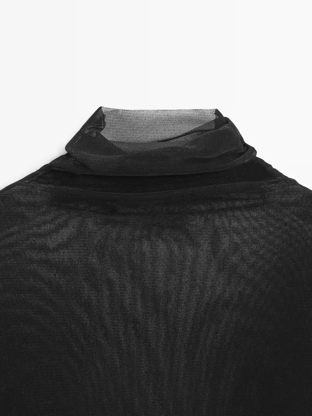 Halvtransparent långärmad T-shirt Halvtransparent långärmad T-shirt