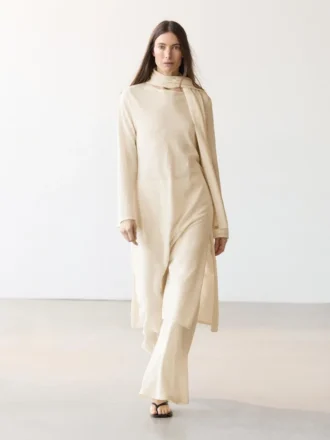 Helhetslook Flödande tunikaklänning