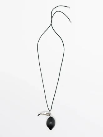 Hänge med glasdetalj i form av en citron