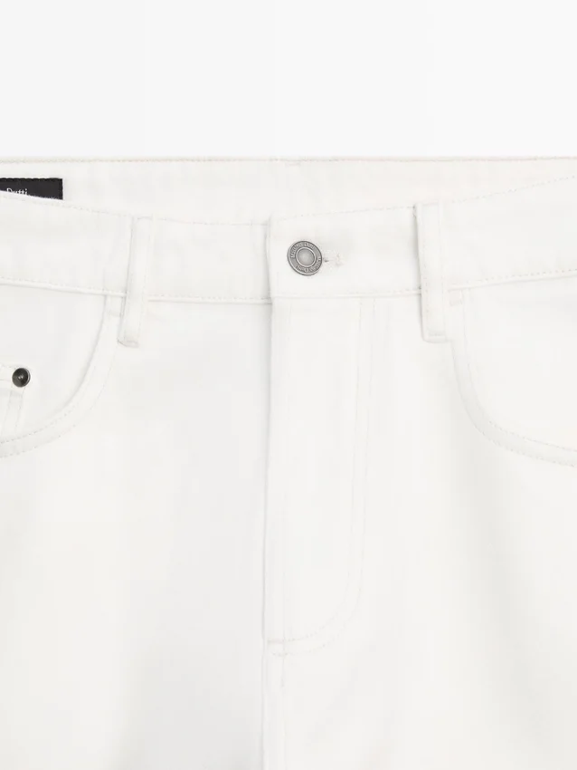 Jeans med avslappnad passform Jeans med avslappnad passform