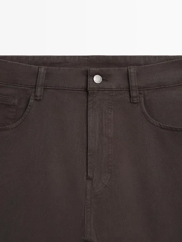 Jeans med avsmalnande passform Jeans med avsmalnande passform