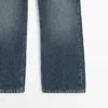 Jeans med medelhög midja och kortare ben