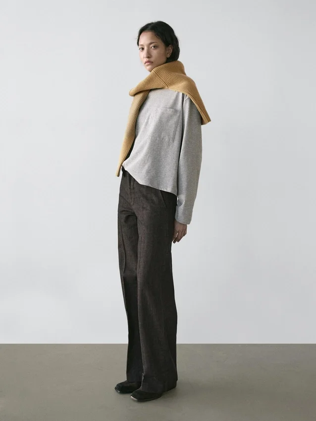 Jeans med medelhög midja och vida ben Jeans med medelhög midja och vida ben