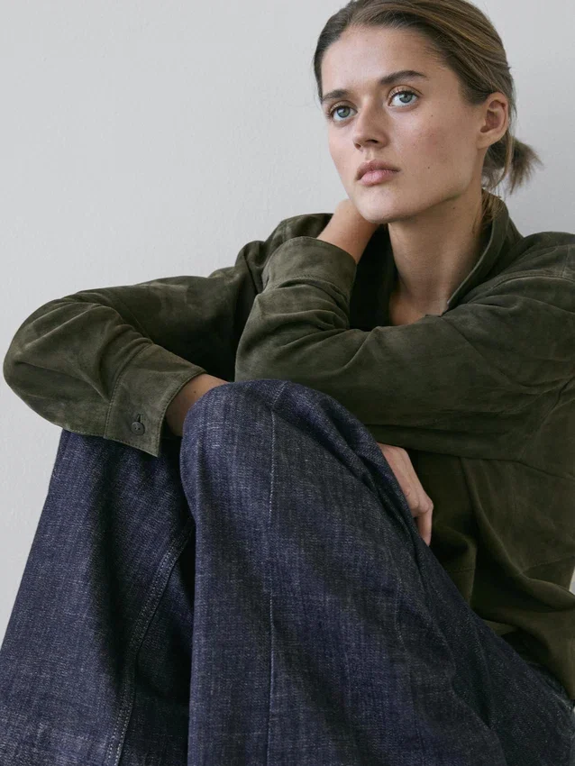 Jeans med utsvängd passform och hög midja Jeans med utsvängd passform och hög midja