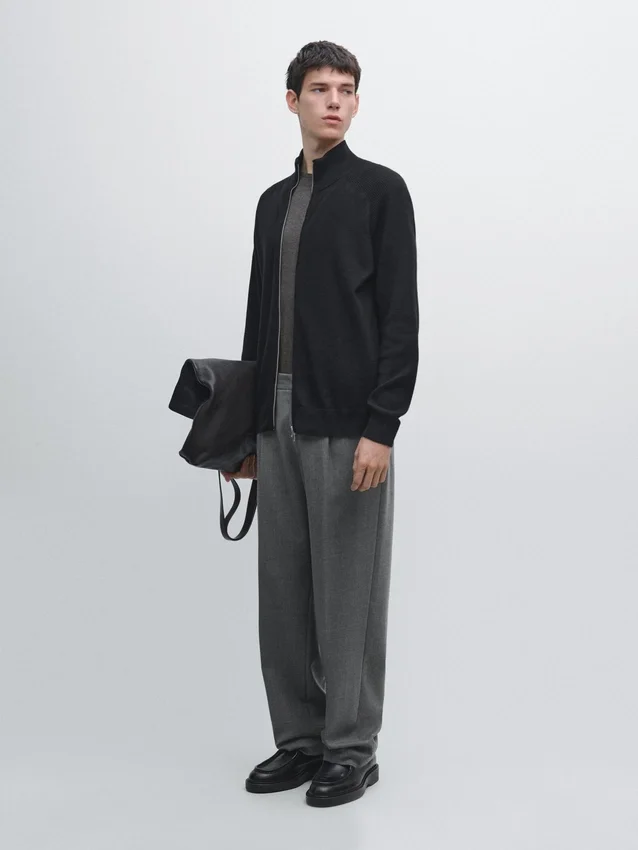 Kofta i bomullsblandning med raglanärmar Kofta i bomullsblandning med raglanärmar