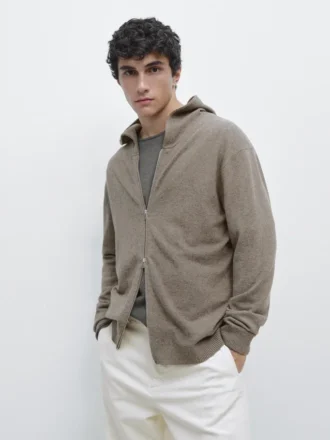 Kofta i ullblandning med huva