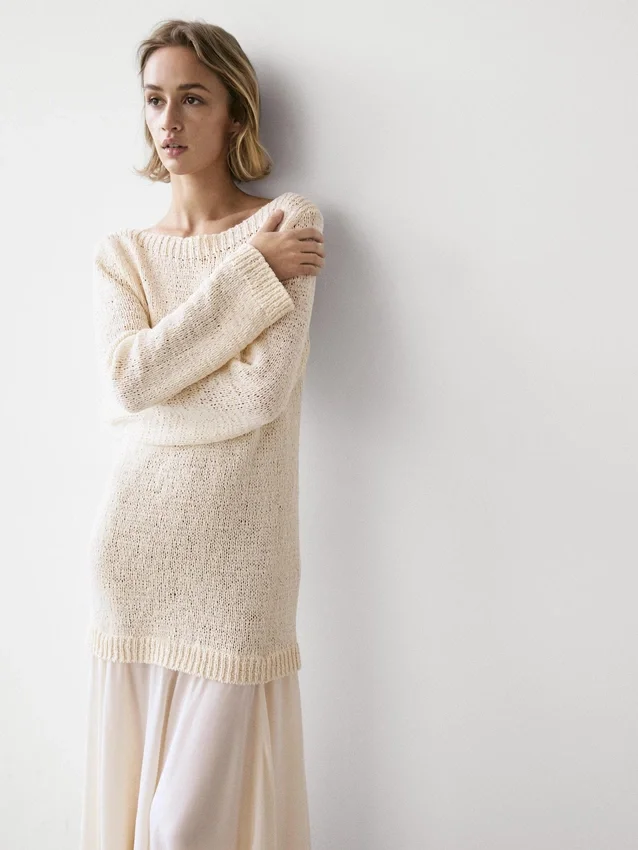 Kombinerad asymmetrisk midiklänning Kombinerad asymmetrisk midiklänning