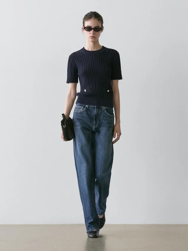 Kortärmad flätad stickad tröja Kortärmad flätad stickad tröja