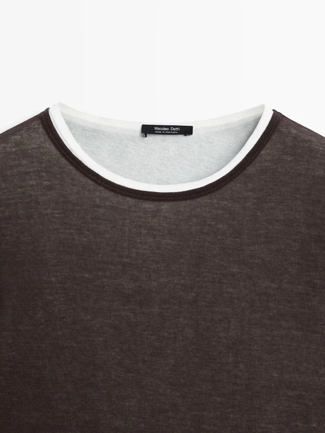 Kortärmad T-shirt med dubbel vävning Kortärmad T-shirt med dubbel vävning