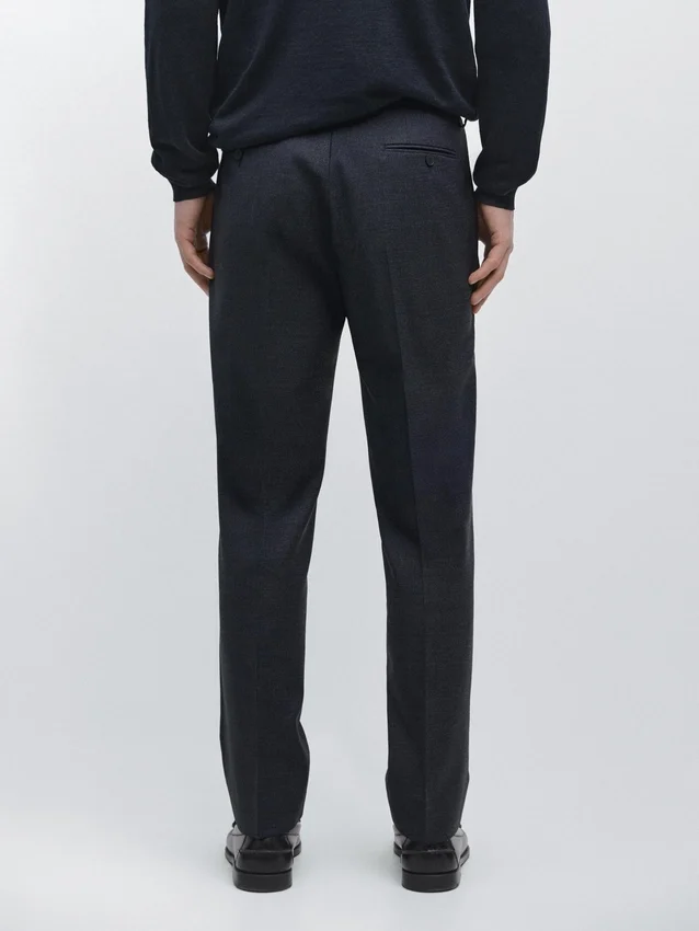 Kostymbyxor i kallull Kostymbyxor i kallull