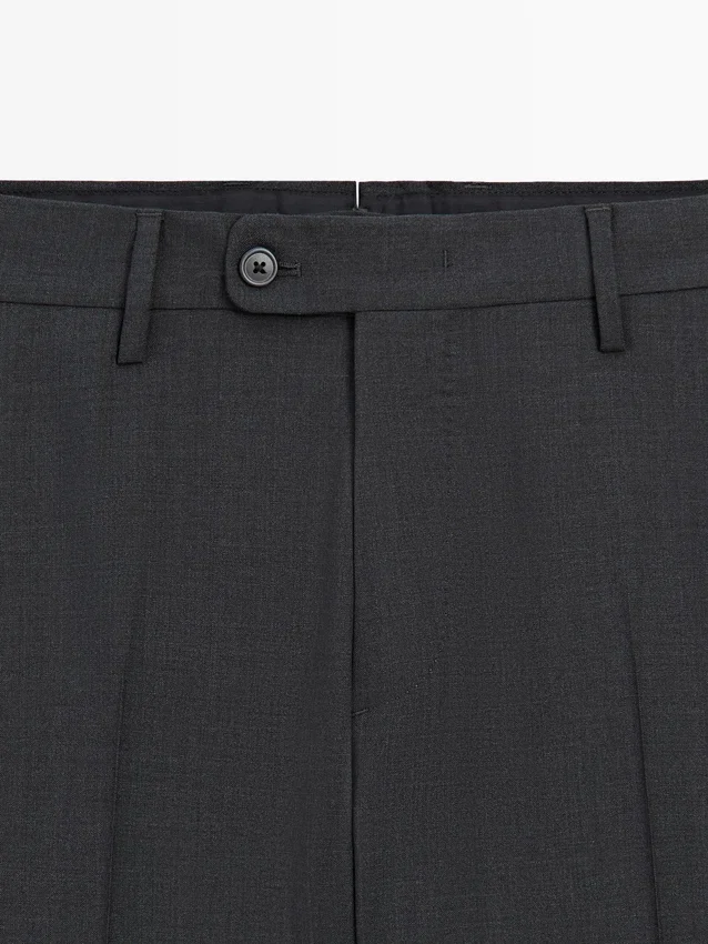 Kostymbyxor i kallull Kostymbyxor i kallull