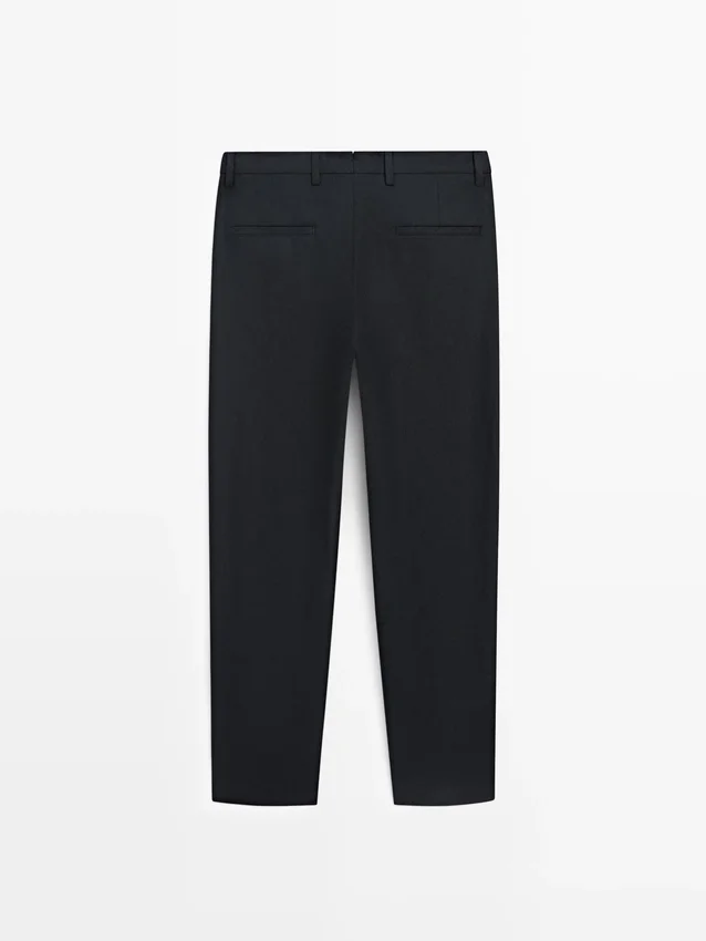 Kostymbyxor i linne Kostymbyxor i linne