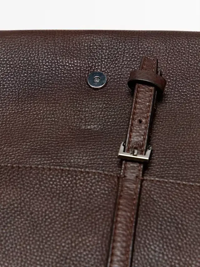 Laptopväska i nappaläder Laptopväska i nappaläder