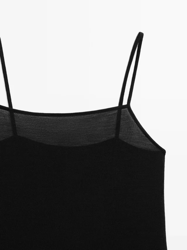 Linne med spetsdetaljer Linne med spetsdetaljer