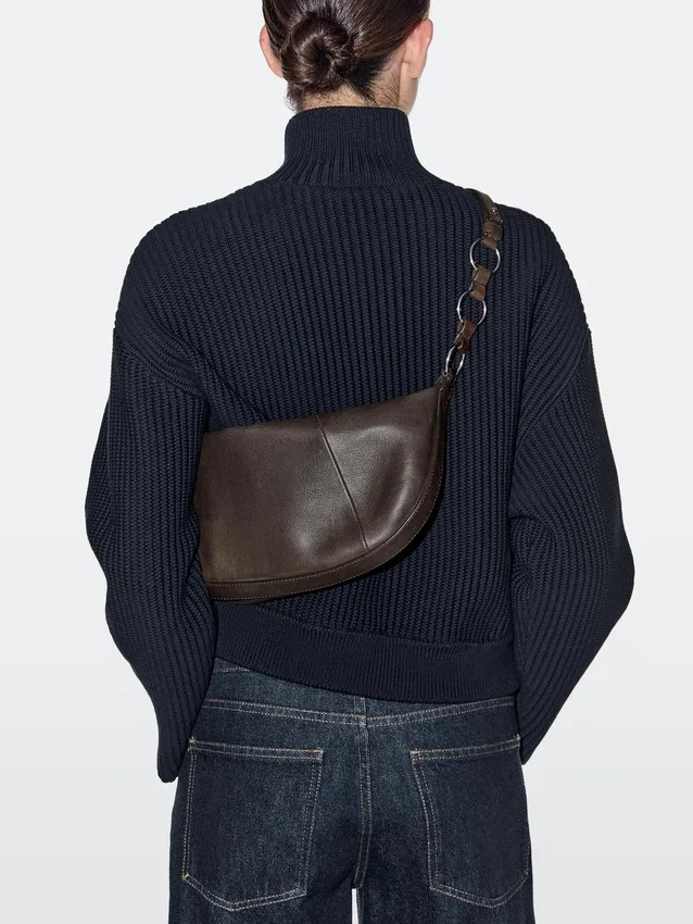 Liten väska i nappaläder Liten väska i nappaläder