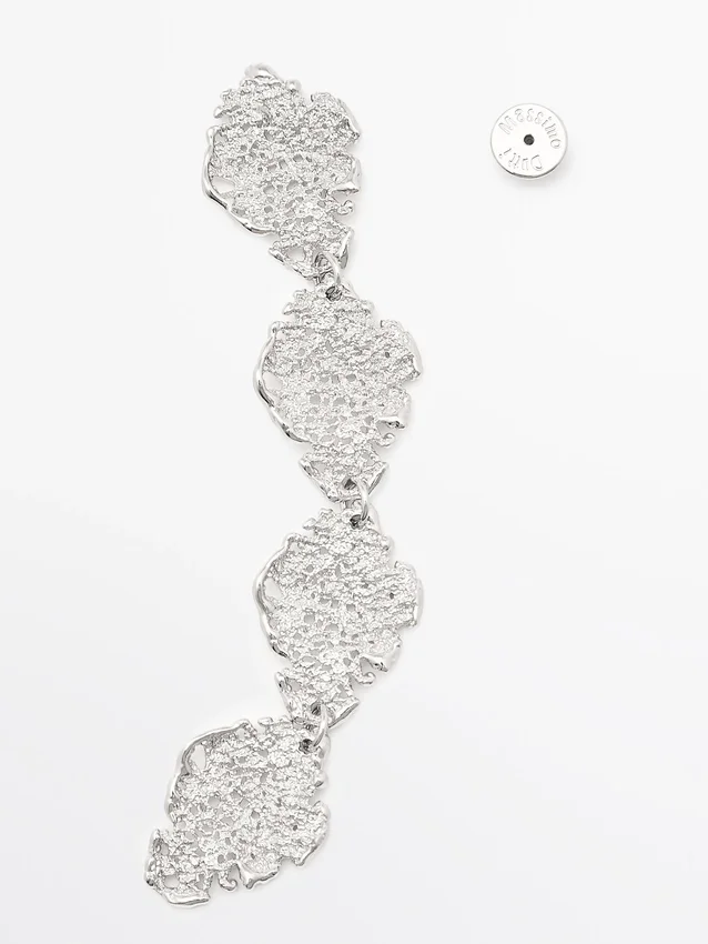 Långa spetsörhängen Långa spetsörhängen