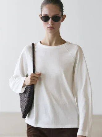 Långärmad T-shirt i 100 % bomull