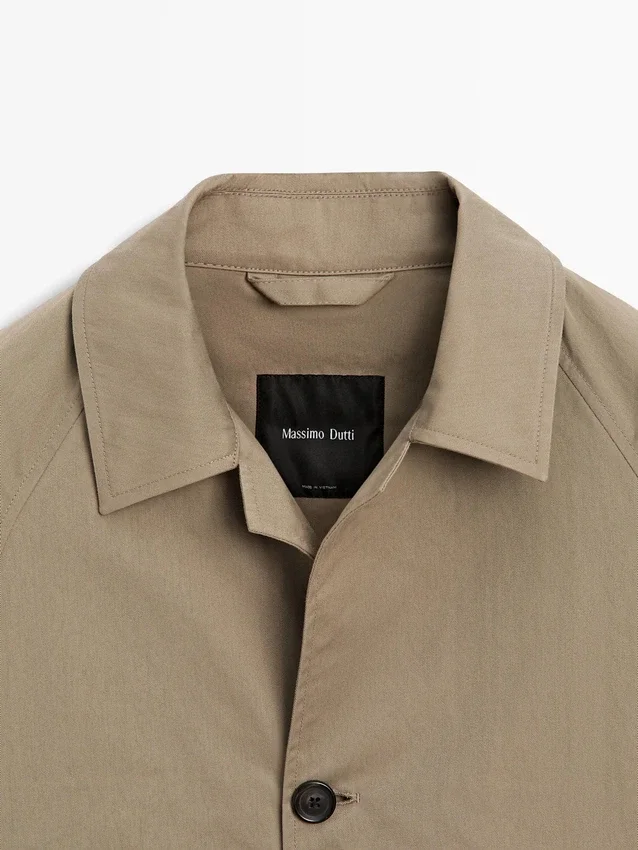 Lätt trenchcoat i bomullsblandning Lätt trenchcoat i bomullsblandning