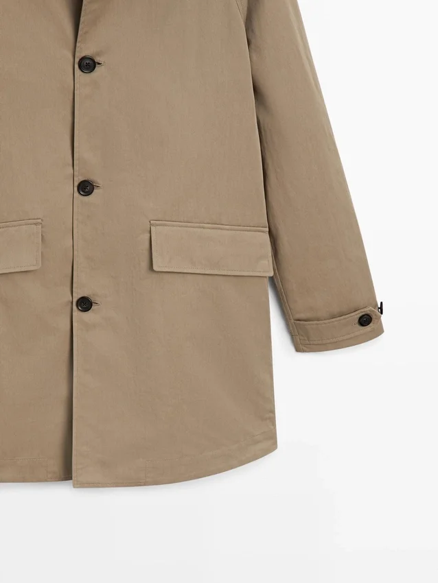 Lätt trenchcoat i bomullsblandning Lätt trenchcoat i bomullsblandning