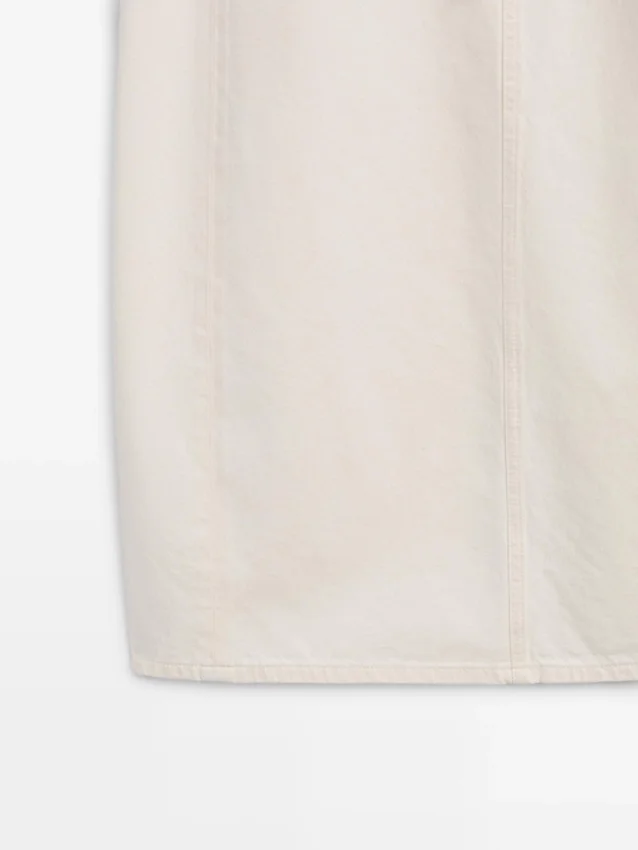 Midi-kjol i denim med tunn passform Midi-kjol i denim med tunn passform