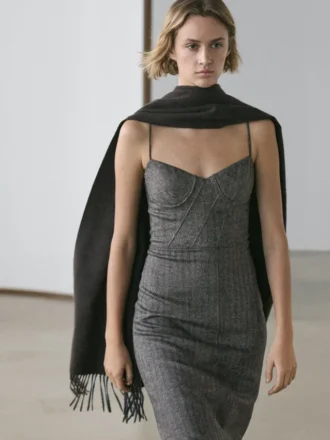 Midi-klänning med spaghettiband