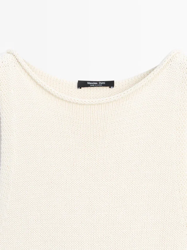 Midiklänning i 100 % bomull med kontraststickning Midiklänning i 100 % bomull med kontraststickning