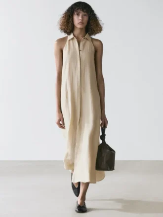 Midiklänning i linneblandning med pikétröjkrage