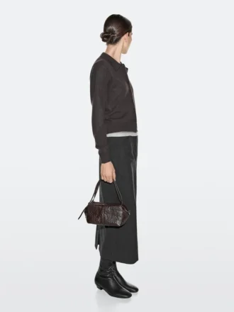 Mini-satchelväska i strukturerat läder