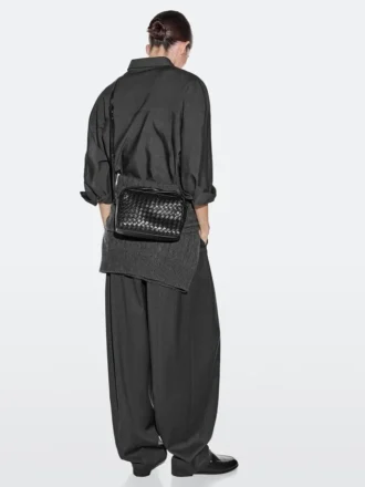 Mini-väska i flätat nappaläder