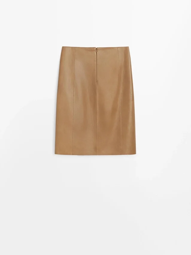 Minikjol i nappaläder Minikjol i nappaläder