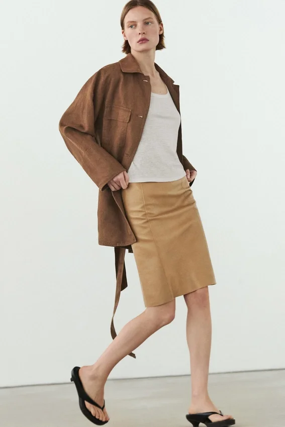 Minikjol i nappaläder Minikjol i nappaläder