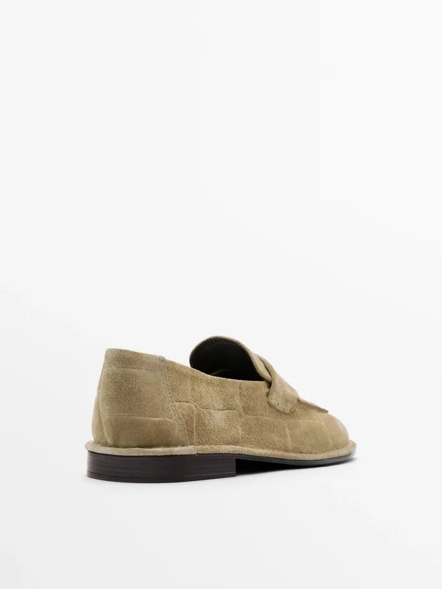 Mjuka loafers i spaltat läder Mjuka loafers i spaltat läder