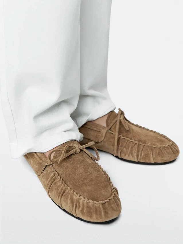 Mjuka Loafers med rynkad detalj Mjuka Loafers med rynkad detalj