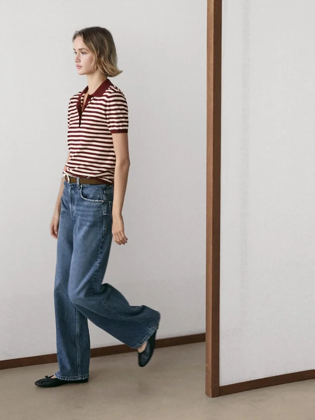 Pikétröja i bomull med randiga detaljer Pikétröja i bomull med randiga detaljer