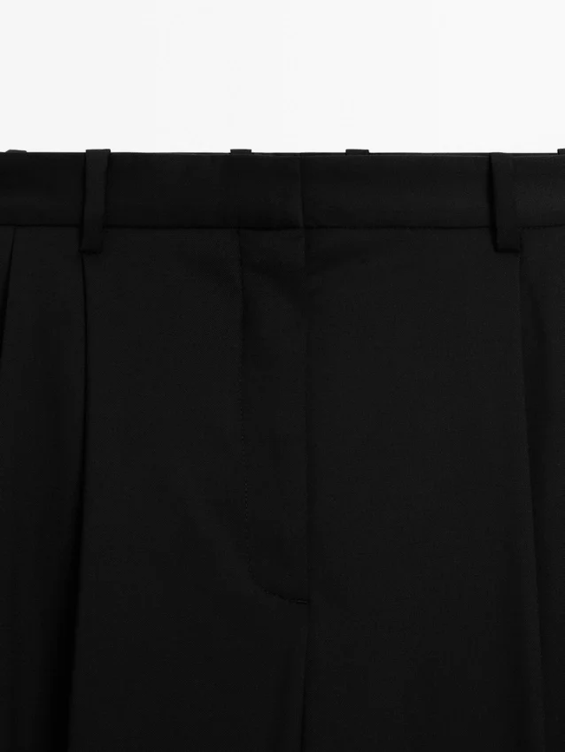 Plisserade byxor i extrafin ull Plisserade byxor i extrafin ull